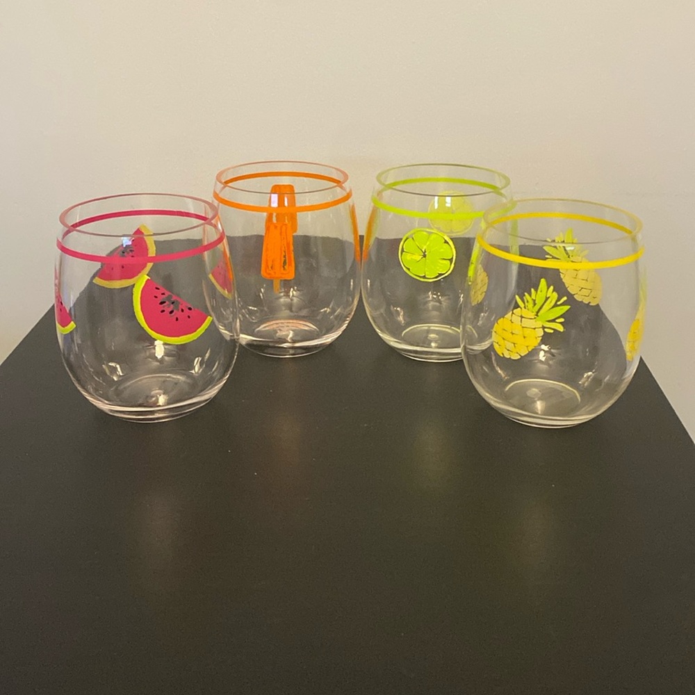 Set of 4 Summer Outdoor Plastic Drinking Wine Glasses Cups Fruit and Popsicles